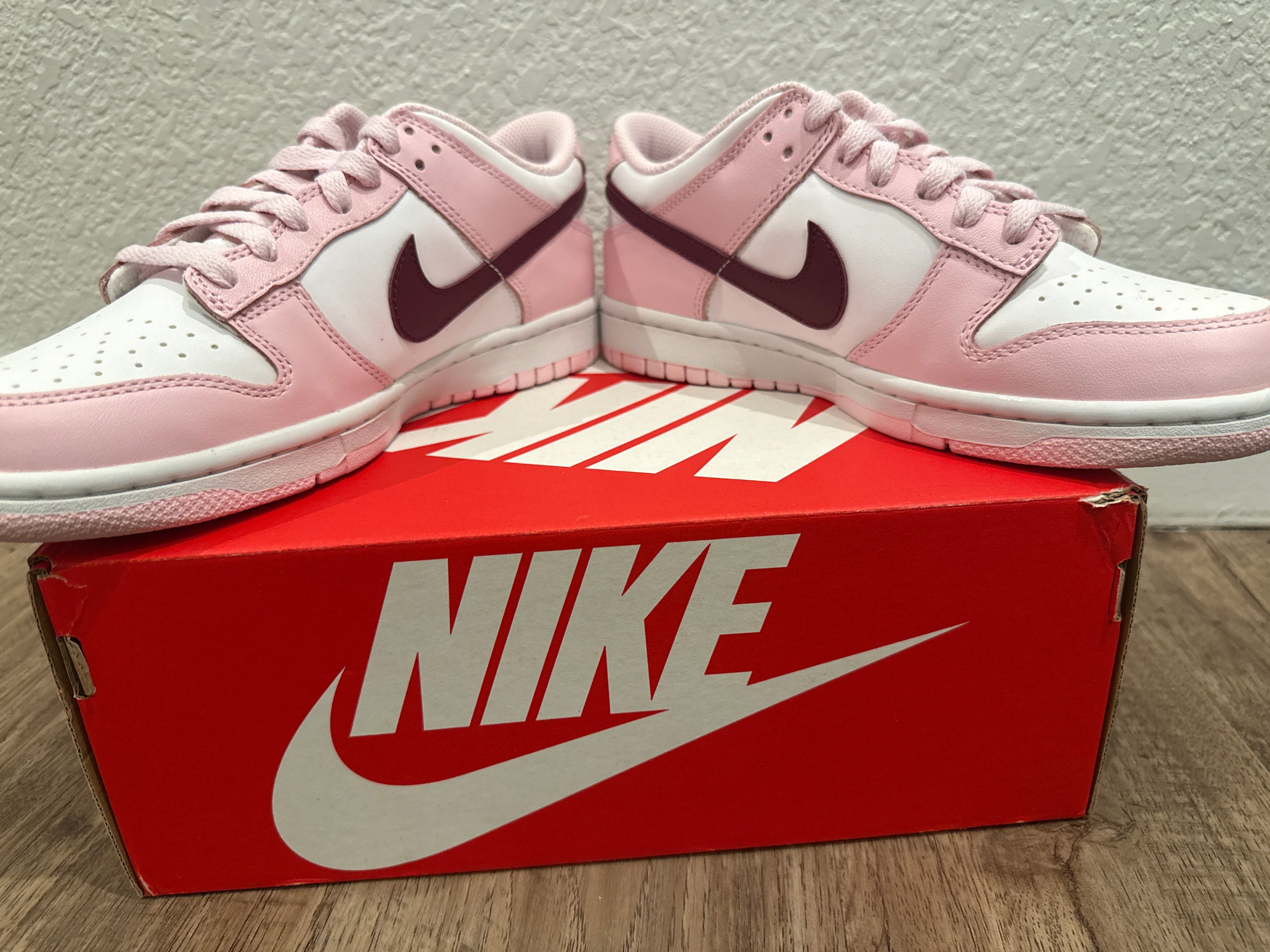 Nike Dunk Low (GS)